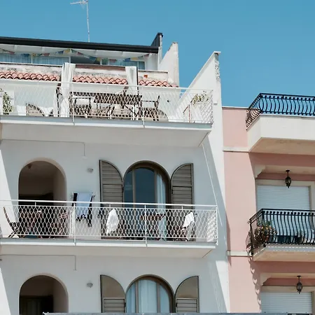 Mediterraneo Πανσιόν Giardini Naxos