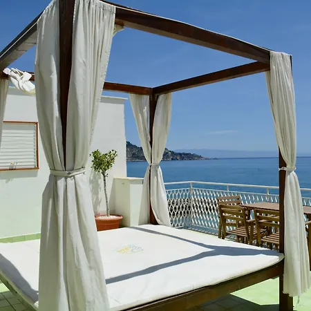 Mediterraneo Πανσιόν Giardini Naxos