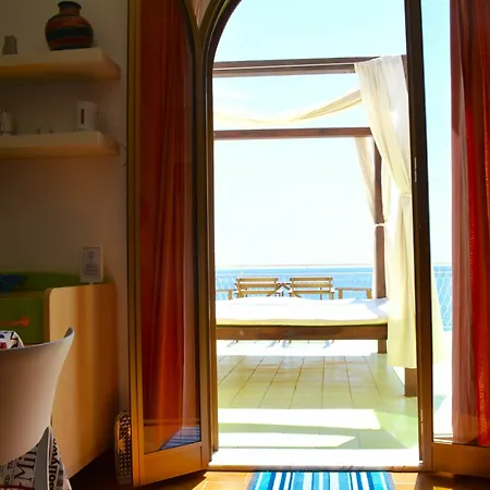 Πανσιόν Mediterraneo Giardini Naxos